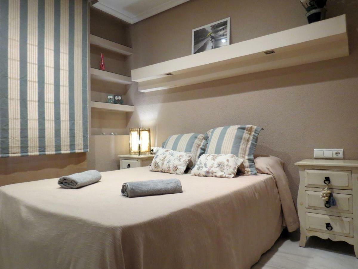 Апартаменти Apartamento Parque Plaza De Colon Кордова Екстер'єр фото