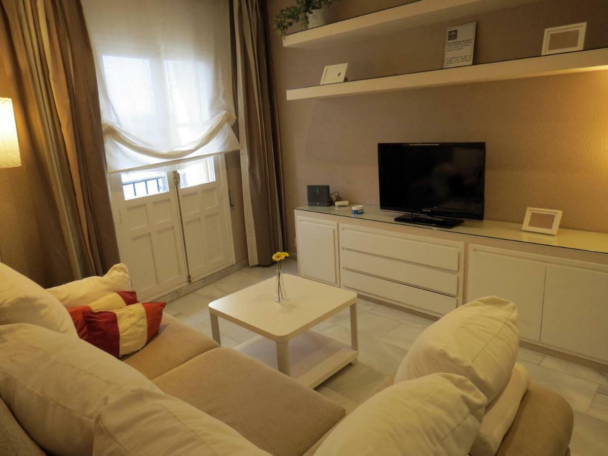 Апартаменти Apartamento Parque Plaza De Colon Кордова Екстер'єр фото